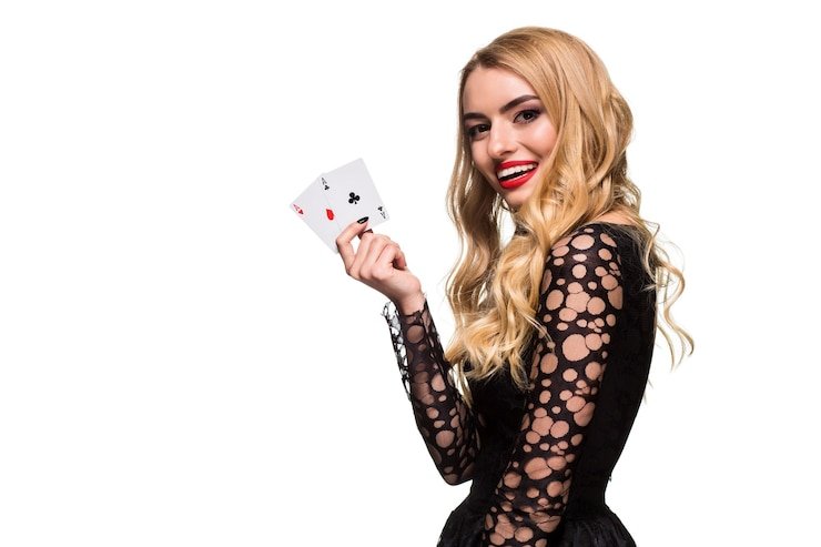Tampilan meja Sic Bo live dealer dengan tiga dadu dan layout taruhan di lunatogel